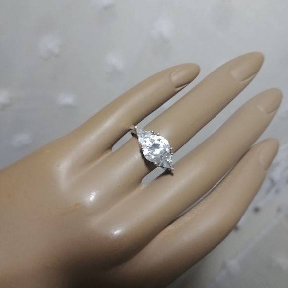 Promise ring engagement ring size 8